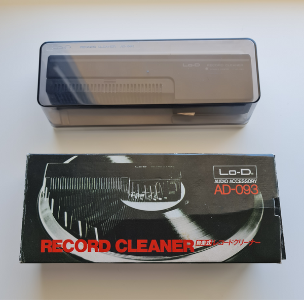 Hitachi AD-093 Lo-D Record Cleaner